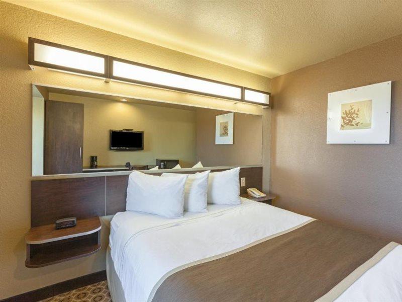 Microtel Inn & Suites By Wyndham Searcy Exterior foto